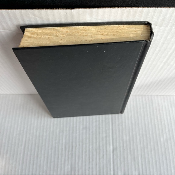 1980 Stephen King ‘Fire Starter’ - Picture 6 of 8